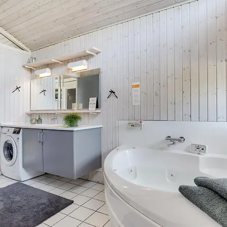 Eltje - 4km From The Sea By Interhome